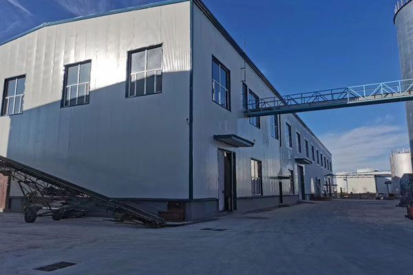 銀川鋼結構廠家延長彩鋼板廠房使用時間需要注意這些方面